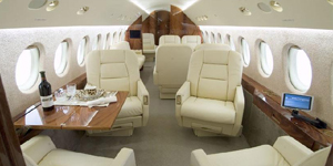 Falcon 900 interior