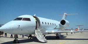 Charter a Challenger 601
