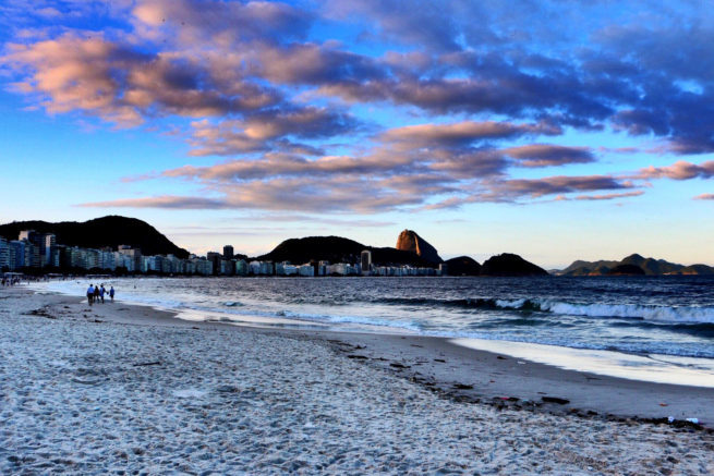 Fly private to Copacabana Beach