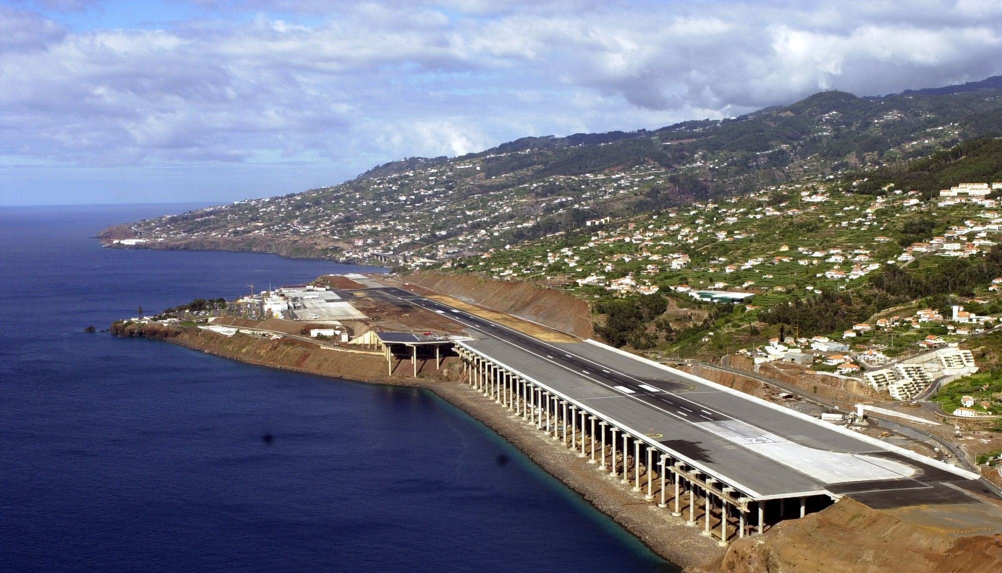 madeira funchal airport private flights