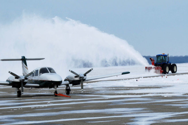 De-icing Aircraft for Private Jet Charter Service