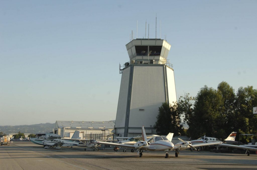 van nuys aircraft rentals