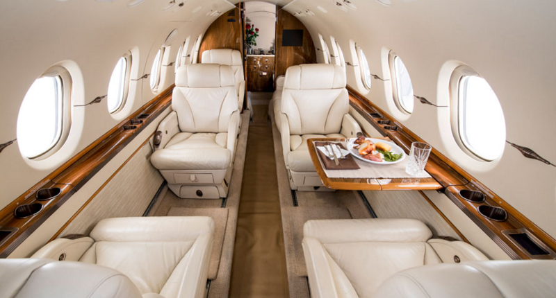 Hawker 850xp interior